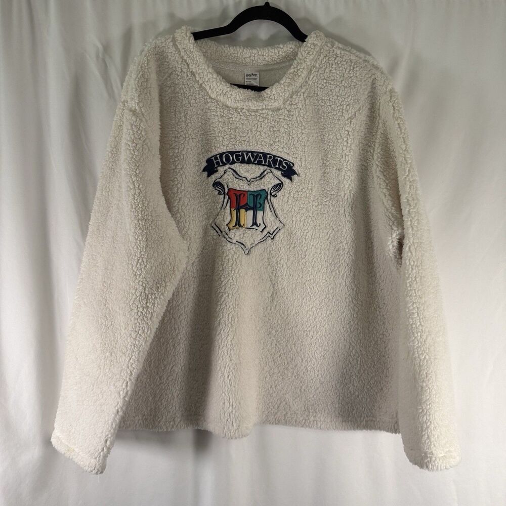 Hogwarts Harry Potter Sherpa Sweater Women's 3X White Sleepwear Pullover